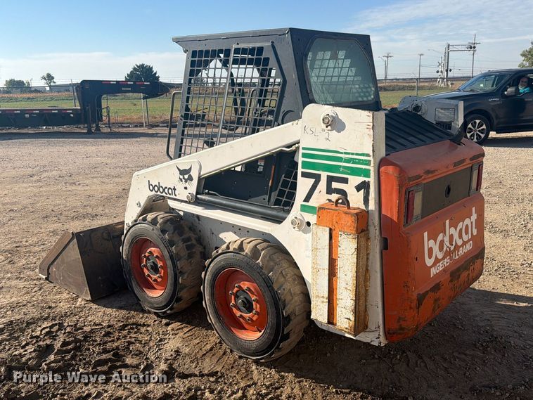 image for item EI7869 1999 Bobcat 751 skid steer loader