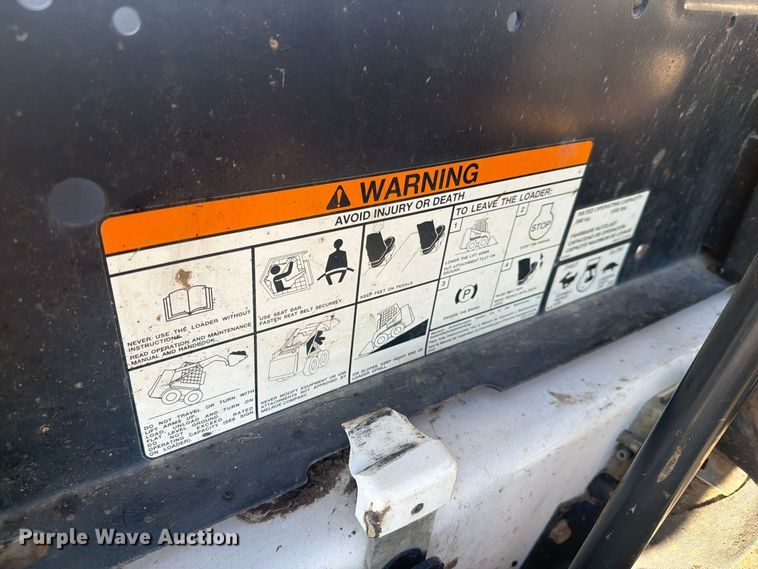 image for item EI7869 1999 Bobcat 751 skid steer loader