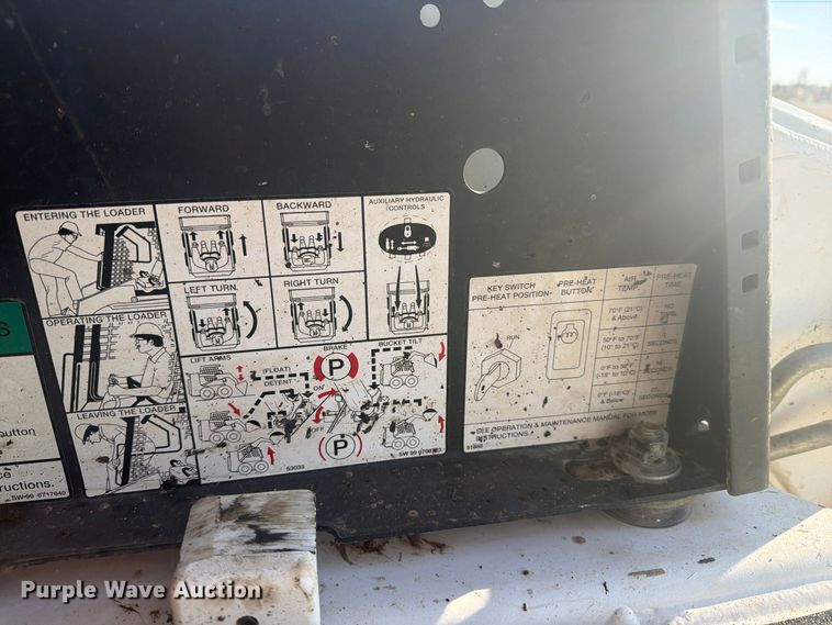 image for item EI7869 1999 Bobcat 751 skid steer loader