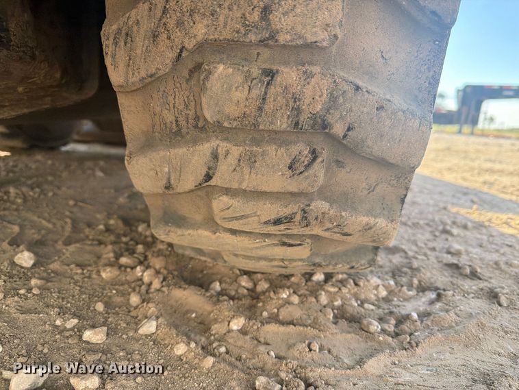 image for item EI7869 1999 Bobcat 751 skid steer loader