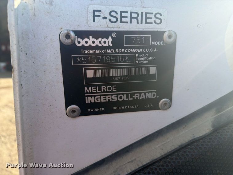 image for item EI7869 1999 Bobcat 751 skid steer loader