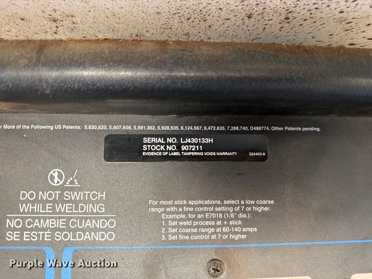 image for item EO8797 2008 Ford F750 Super Duty utility / service truck