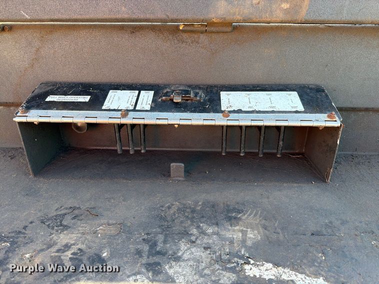 image for item EO8797 2008 Ford F750 Super Duty utility / service truck