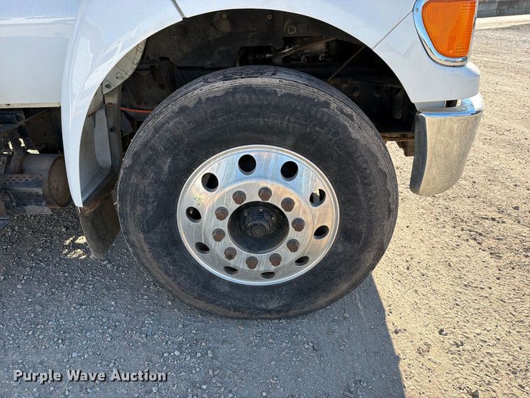 image for item EO8797 2008 Ford F750 Super Duty utility / service truck