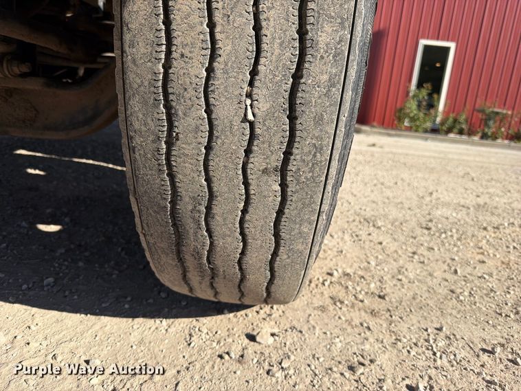 image for item EO8797 2008 Ford F750 Super Duty utility / service truck