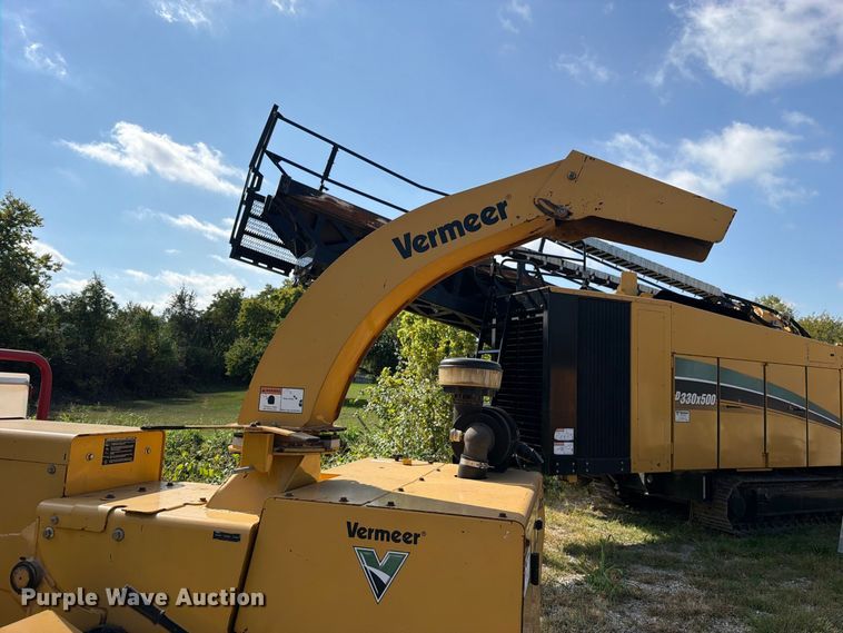 image for item EO8802 2012 Vermeer BC1000XL wood chipper