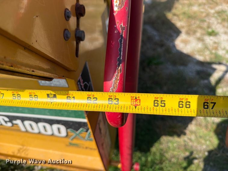 image for item EO8802 2012 Vermeer BC1000XL wood chipper