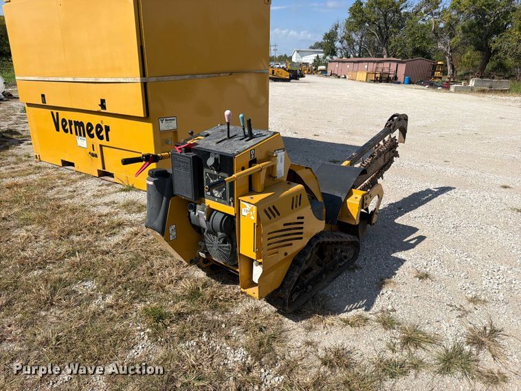image for item EO8803 2017 Vermeer RTX250 walk-behind trencher