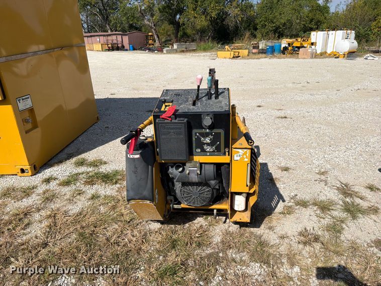 image for item EO8803 2017 Vermeer RTX250 walk-behind trencher