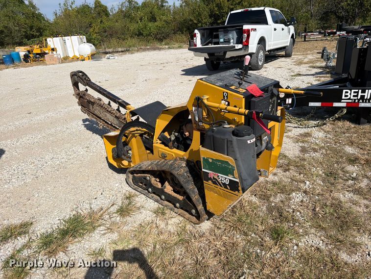 image for item EO8803 2017 Vermeer RTX250 walk-behind trencher