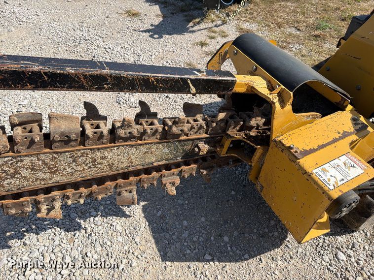 image for item EO8803 2017 Vermeer RTX250 walk-behind trencher