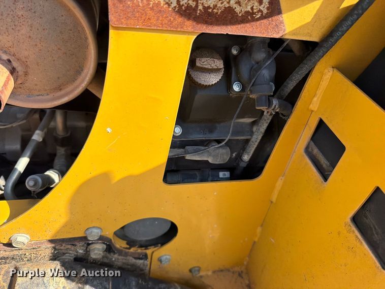 image for item EO8803 2017 Vermeer RTX250 walk-behind trencher