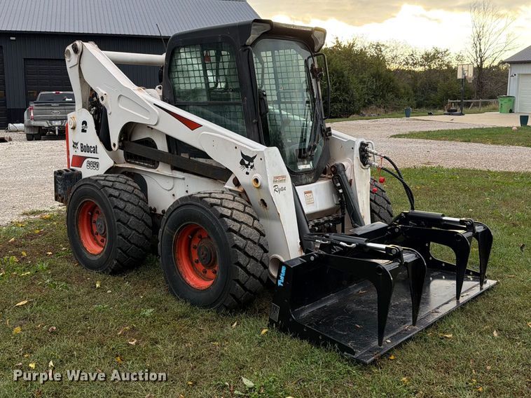 image for item EO8808 2021 Bobcat S850 skid steer loader