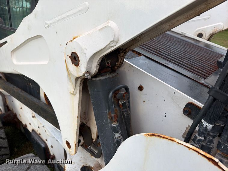 image for item EO8808 2021 Bobcat S850 skid steer loader
