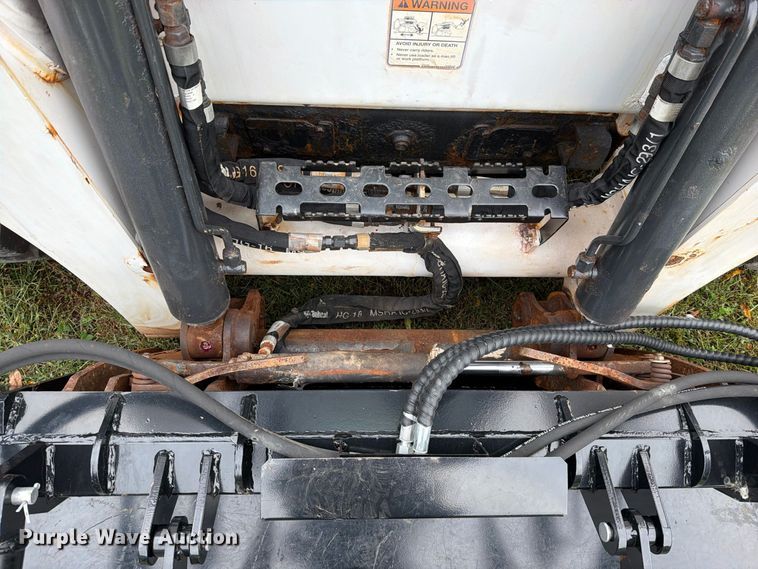 image for item EO8808 2021 Bobcat S850 skid steer loader