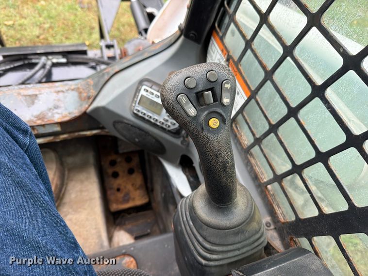 image for item EO8808 2021 Bobcat S850 skid steer loader
