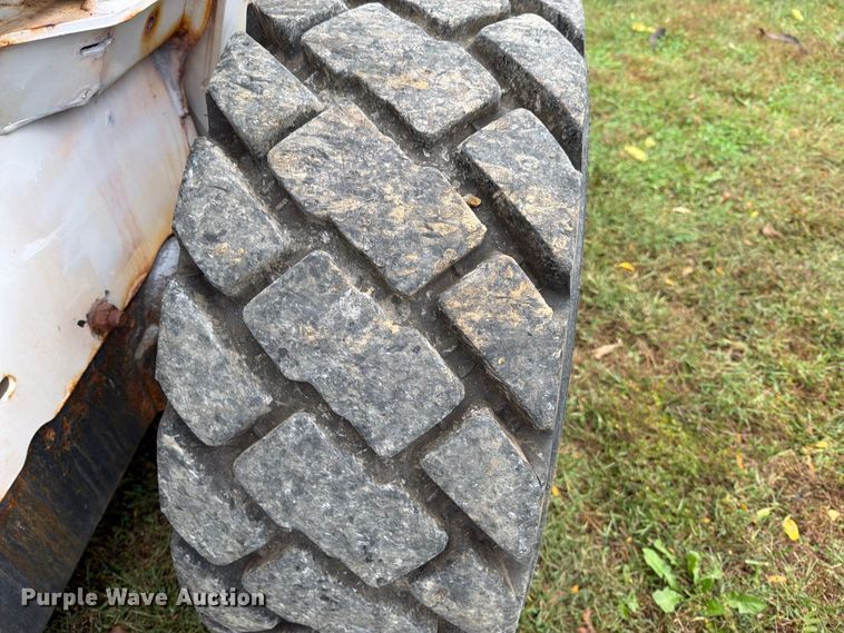 image for item EO8808 2021 Bobcat S850 skid steer loader