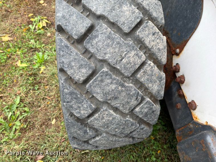 image for item EO8808 2021 Bobcat S850 skid steer loader