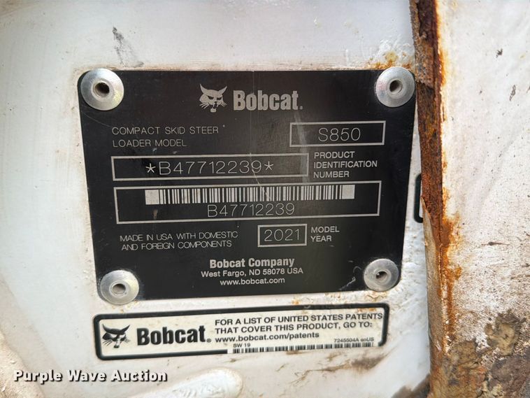 image for item EO8808 2021 Bobcat S850 skid steer loader