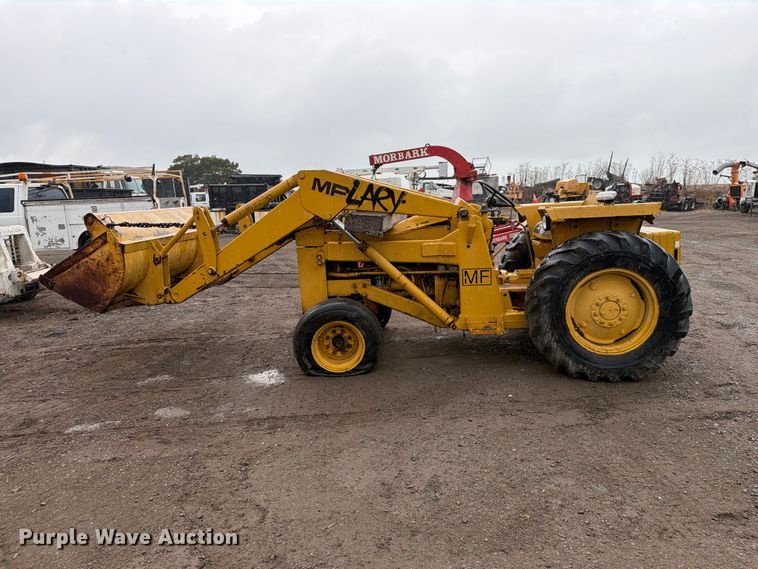 image for item EP3073 Massey Ferguson tractor