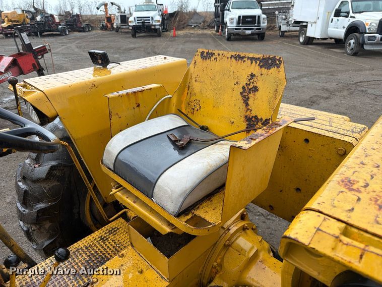 image for item EP3073 Massey Ferguson tractor
