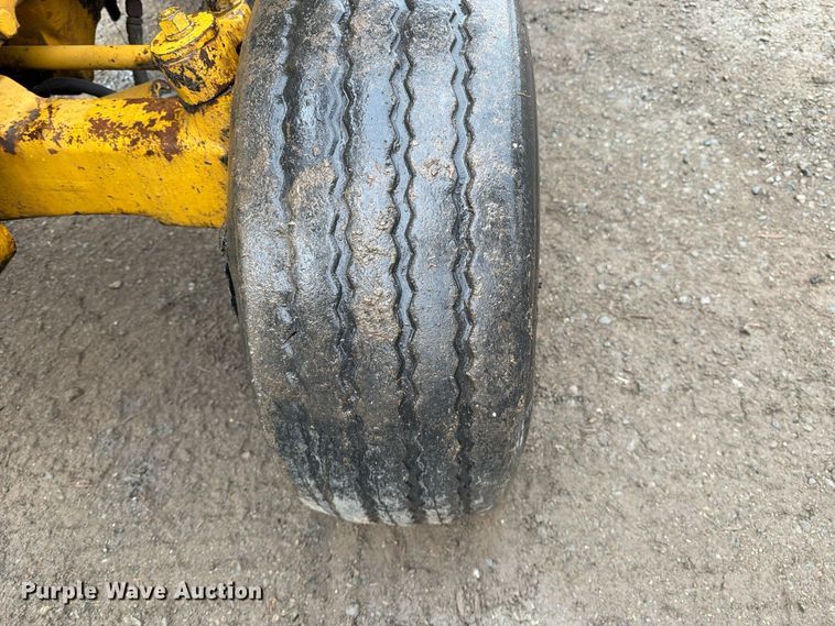 image for item EP3073 Massey Ferguson tractor