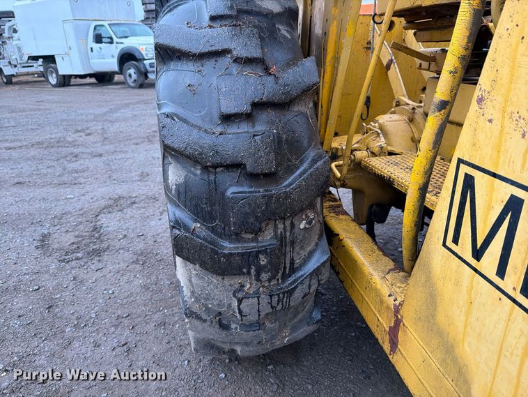 image for item EP3073 Massey Ferguson tractor