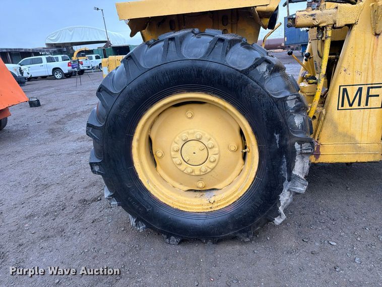 image for item EP3073 Massey Ferguson tractor