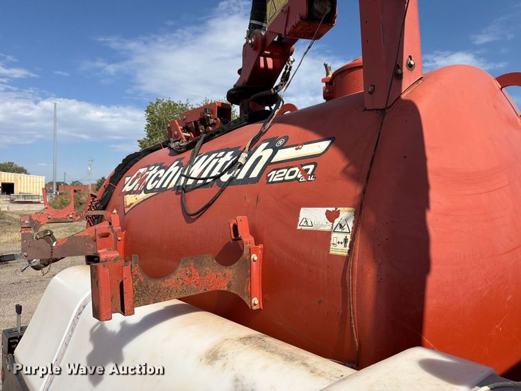 image for item EP7931 2015 Ditch Witch FX60 vacuum excavator