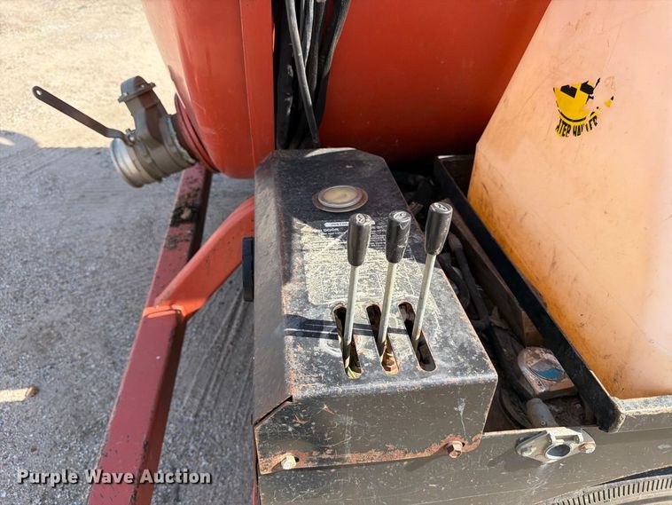 image for item EP7931 2015 Ditch Witch FX60 vacuum excavator