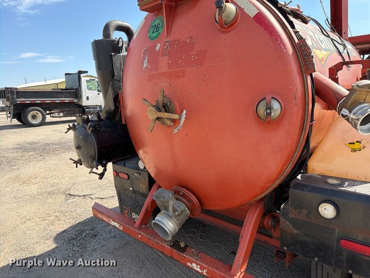 image for item EP7931 2015 Ditch Witch FX60 vacuum excavator