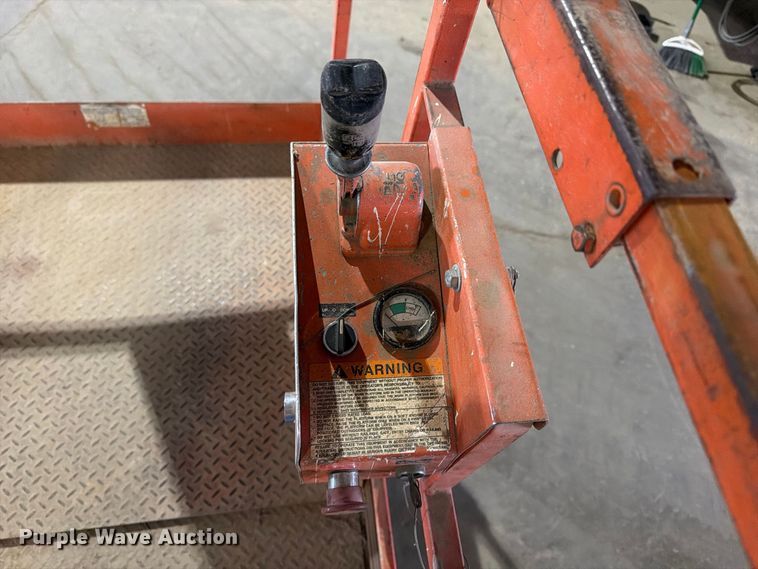 image for item ER3422 Sky Jack SJII 4620 scissor lift