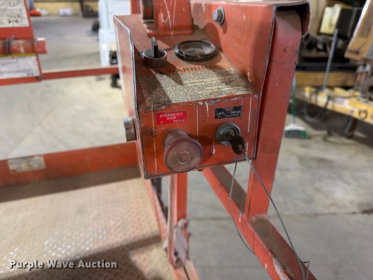 image for item ER3422 Sky Jack SJII 4620 scissor lift