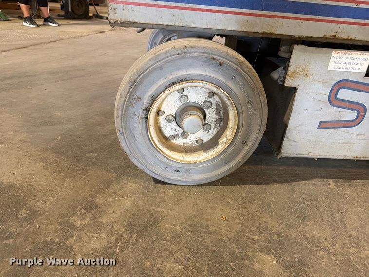 image for item ER3422 Sky Jack SJII 4620 scissor lift