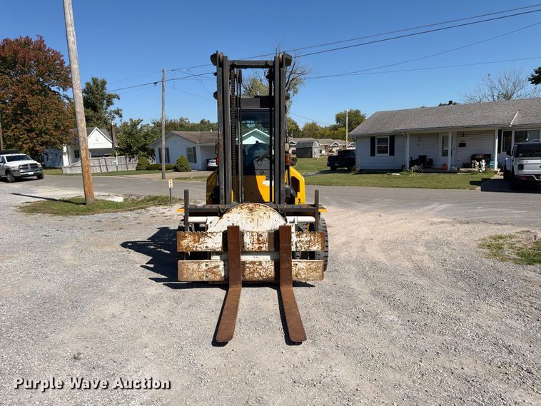 image for item ER3482 Caterpillar DP70N forklift