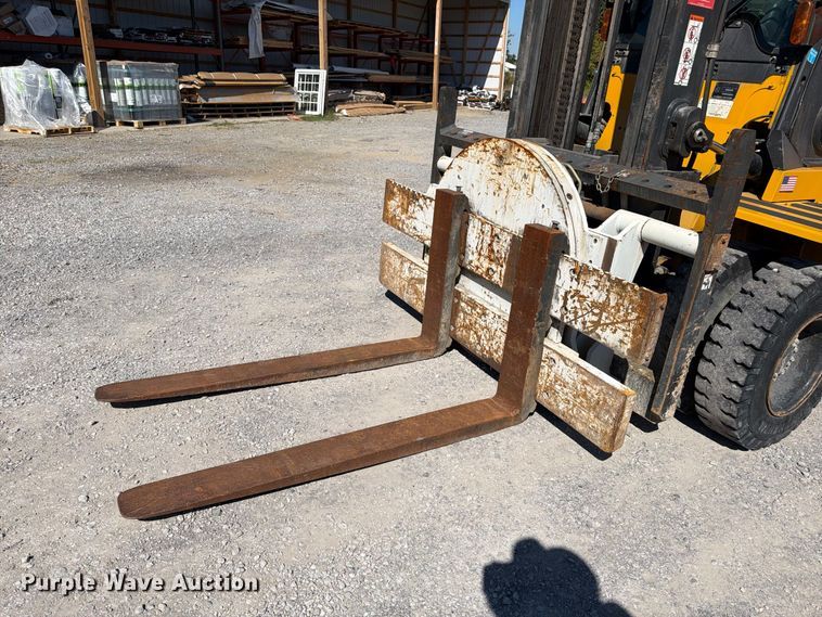 image for item ER3482 Caterpillar DP70N forklift