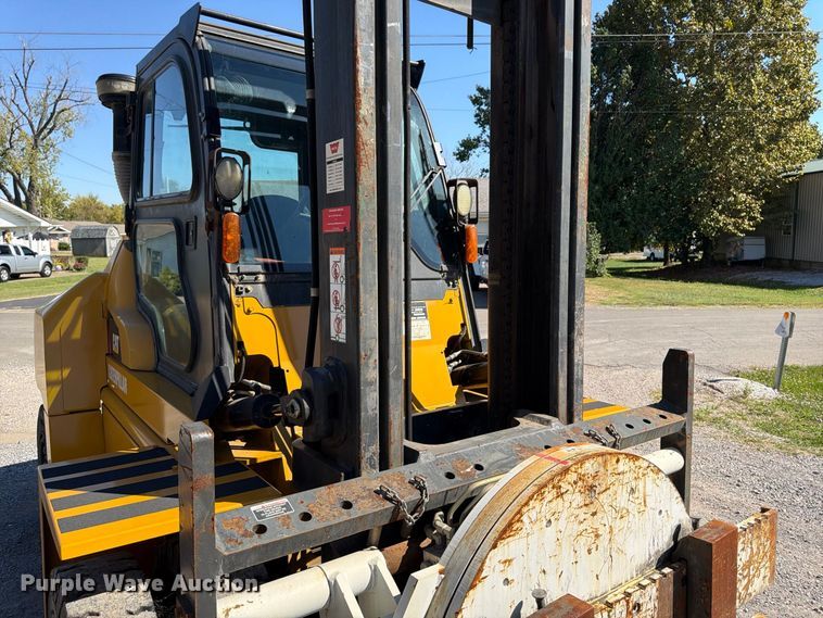 image for item ER3482 Caterpillar DP70N forklift