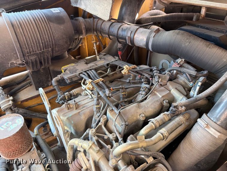 image for item ER3482 Caterpillar DP70N forklift