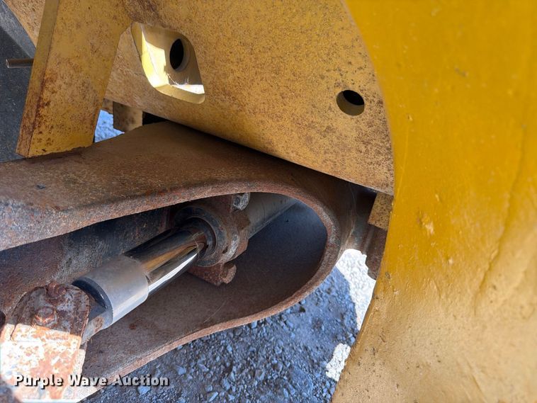 image for item ER3482 Caterpillar DP70N forklift