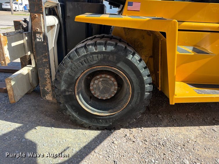 image for item ER3482 Caterpillar DP70N forklift