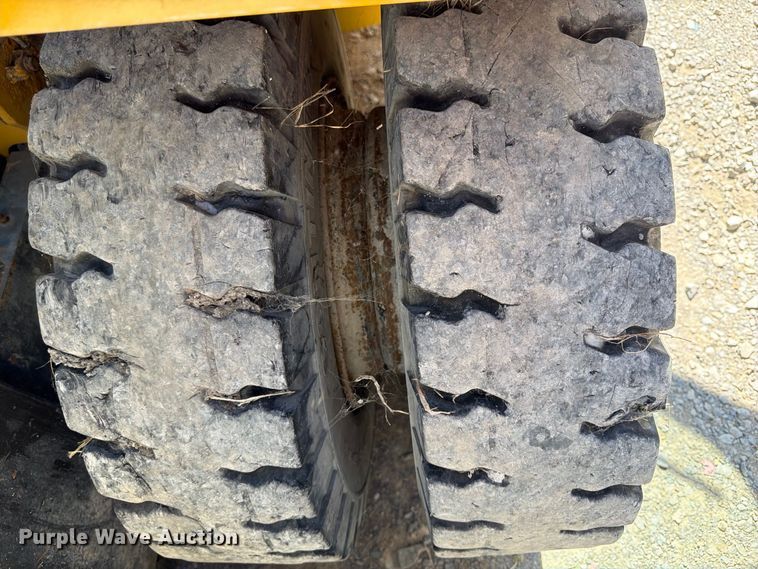 image for item ER3482 Caterpillar DP70N forklift