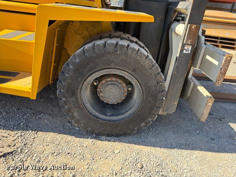 image for item ER3482 Caterpillar DP70N forklift
