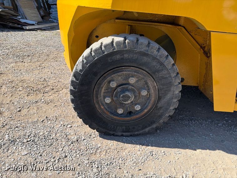 image for item ER3482 Caterpillar DP70N forklift