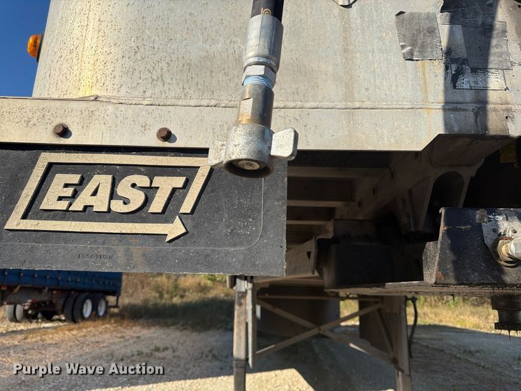 image for item ER3497 2017 East Manufacturing Corp. end dump trailer