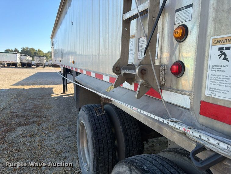 image for item ER3497 2017 East Manufacturing Corp. end dump trailer