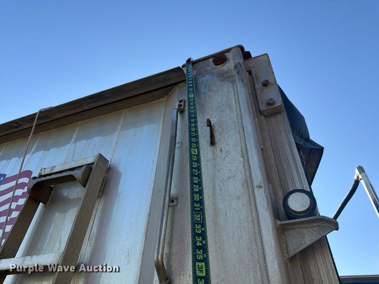 image for item ER3497 2017 East Manufacturing Corp. end dump trailer