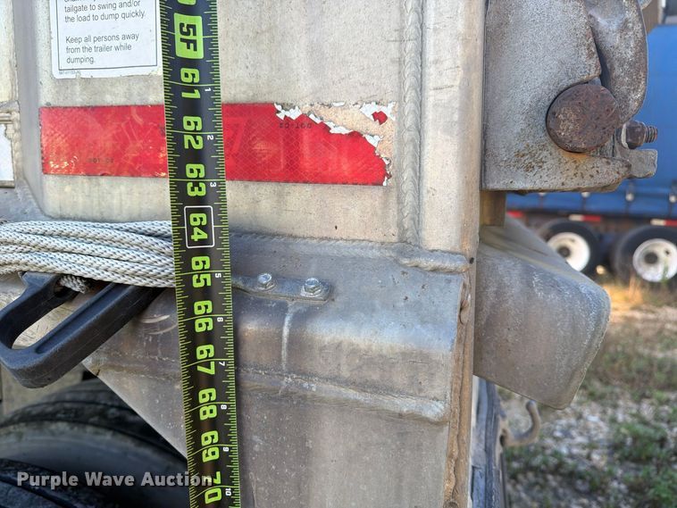 image for item ER3497 2017 East Manufacturing Corp. end dump trailer
