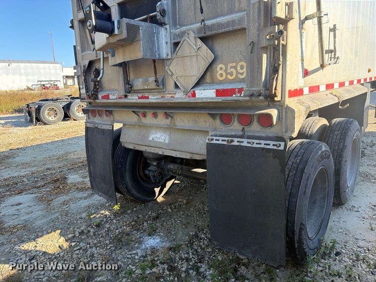 image for item ER3497 2017 East Manufacturing Corp. end dump trailer