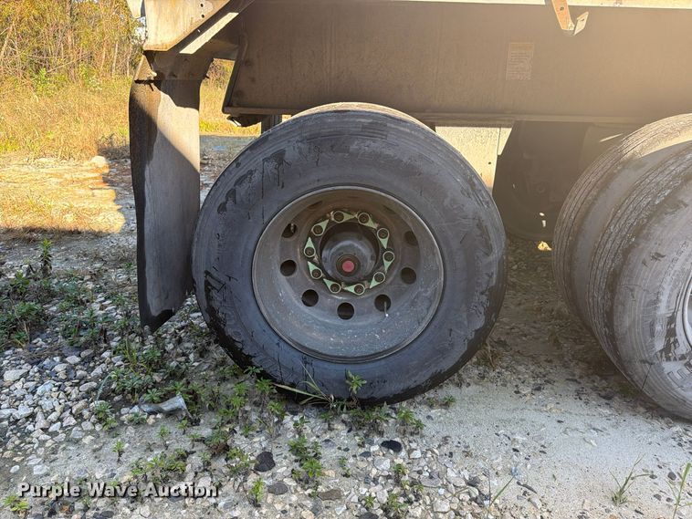 image for item ER3497 2017 East Manufacturing Corp. end dump trailer