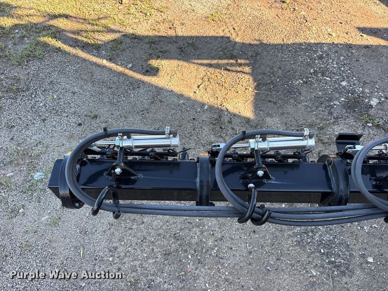 image for item ES8118 2020 Peterbilt 337 oil distributor truck